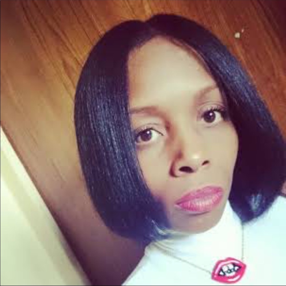 Meet your Posher, Nykea